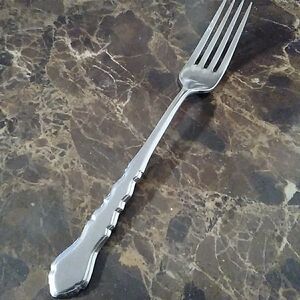 Lyon Americana Dinner Fork Glossy Stainless